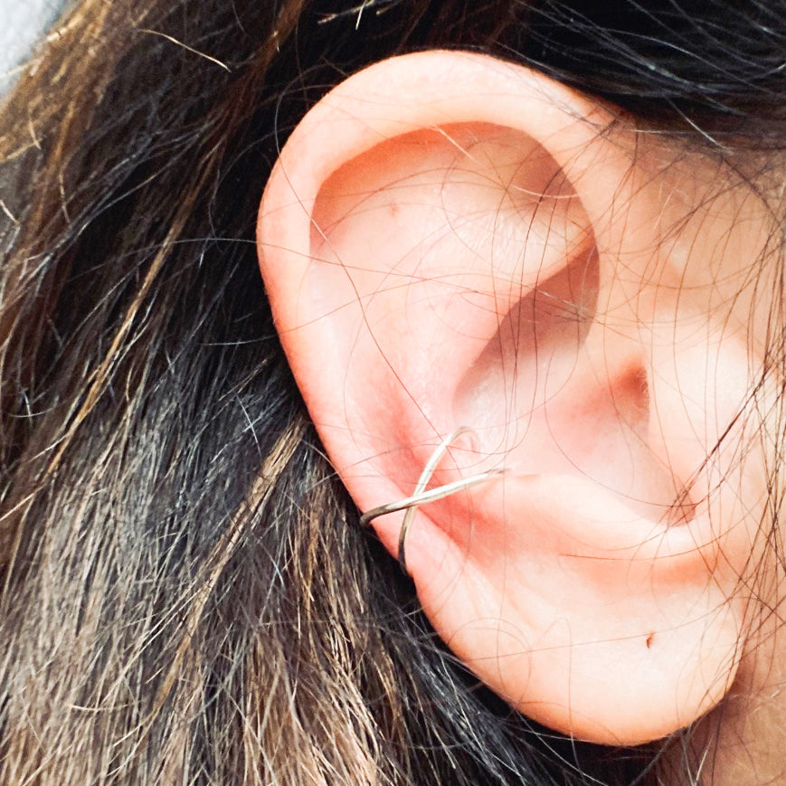Infinity ear cuff