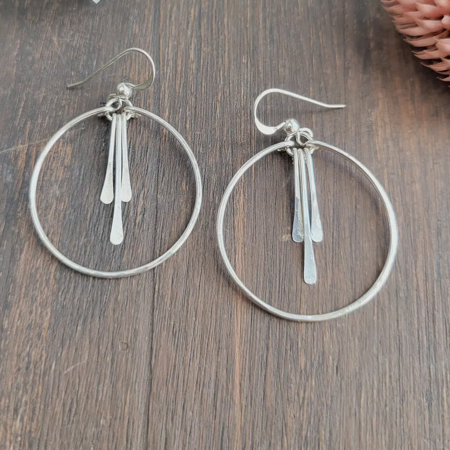 Hoop with fringe